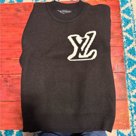 Louis Vuitton Black Crewneck Sweater with White Logo - Picture 2 of 3
